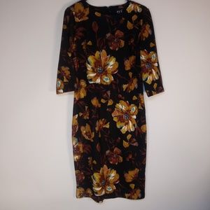 NEW - ECI New York Size 8 Floral Dress